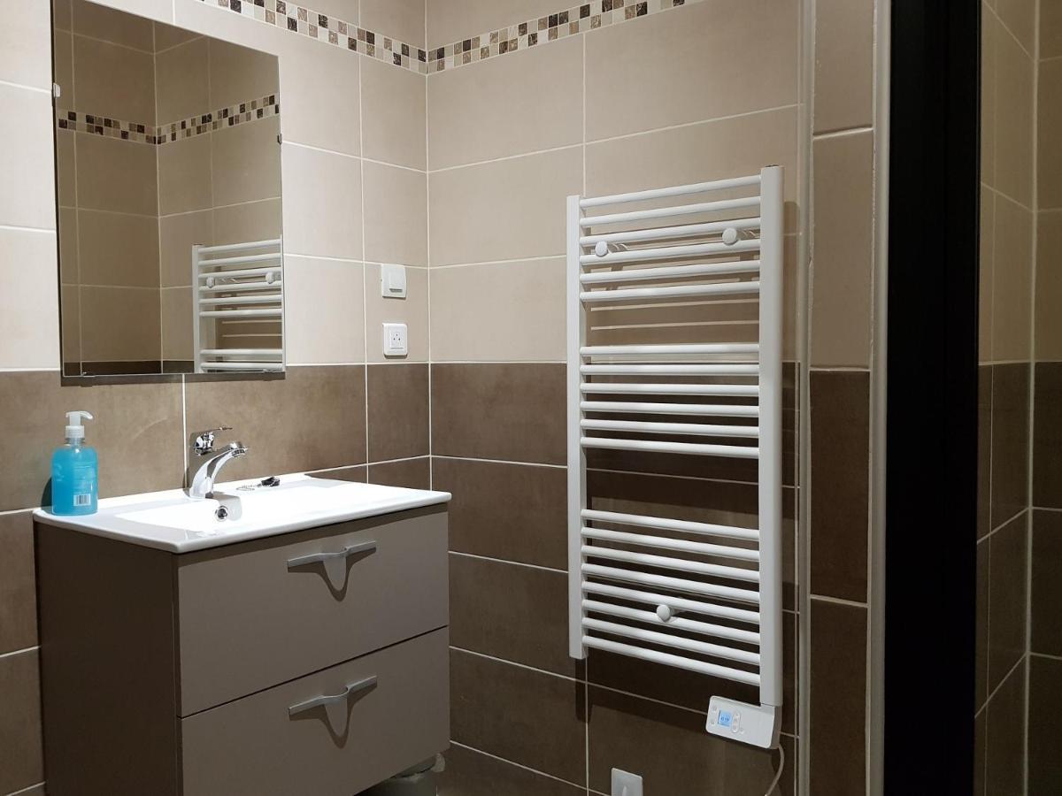 Domaine De Pelouaille - Chambre D'Hotes Saint-Jean-dʼAngély Kültér fotó