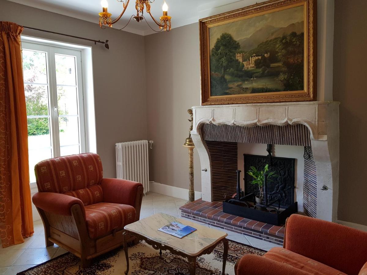 Domaine De Pelouaille - Chambre D'Hotes Saint-Jean-dʼAngély Kültér fotó