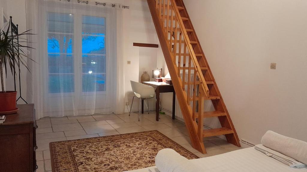 Domaine De Pelouaille - Chambre D'Hotes Saint-Jean-dʼAngély Kültér fotó