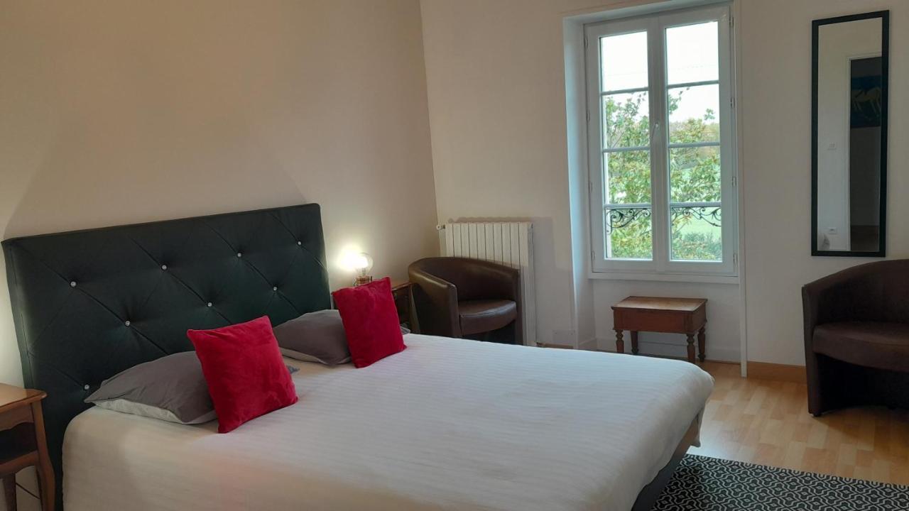 Domaine De Pelouaille - Chambre D'Hotes Saint-Jean-dʼAngély Kültér fotó